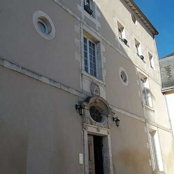 Hôtel de Dreux-Brézé à Poitiers