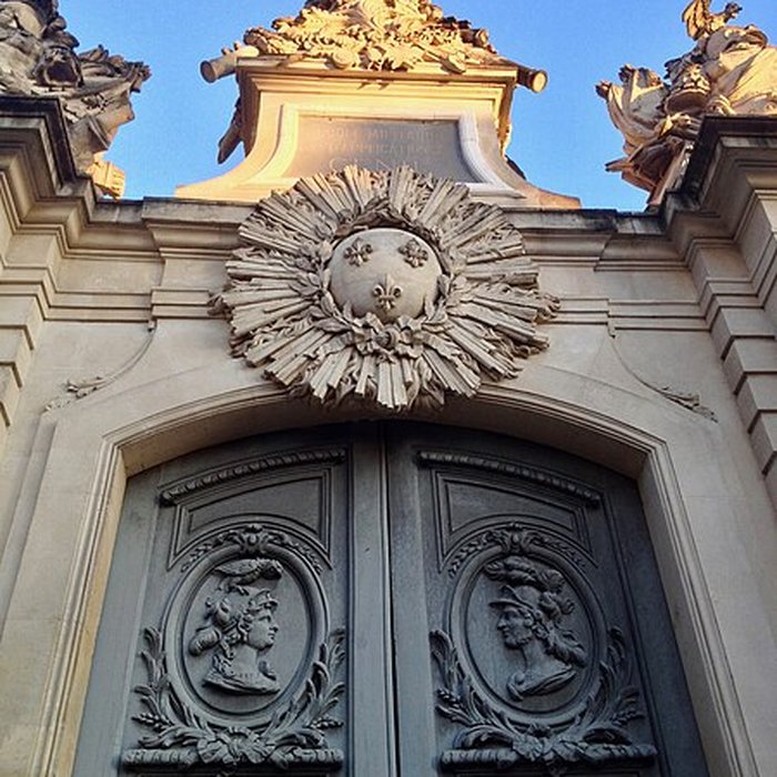 Photo de Hôtel de la Guerre à Versailles
