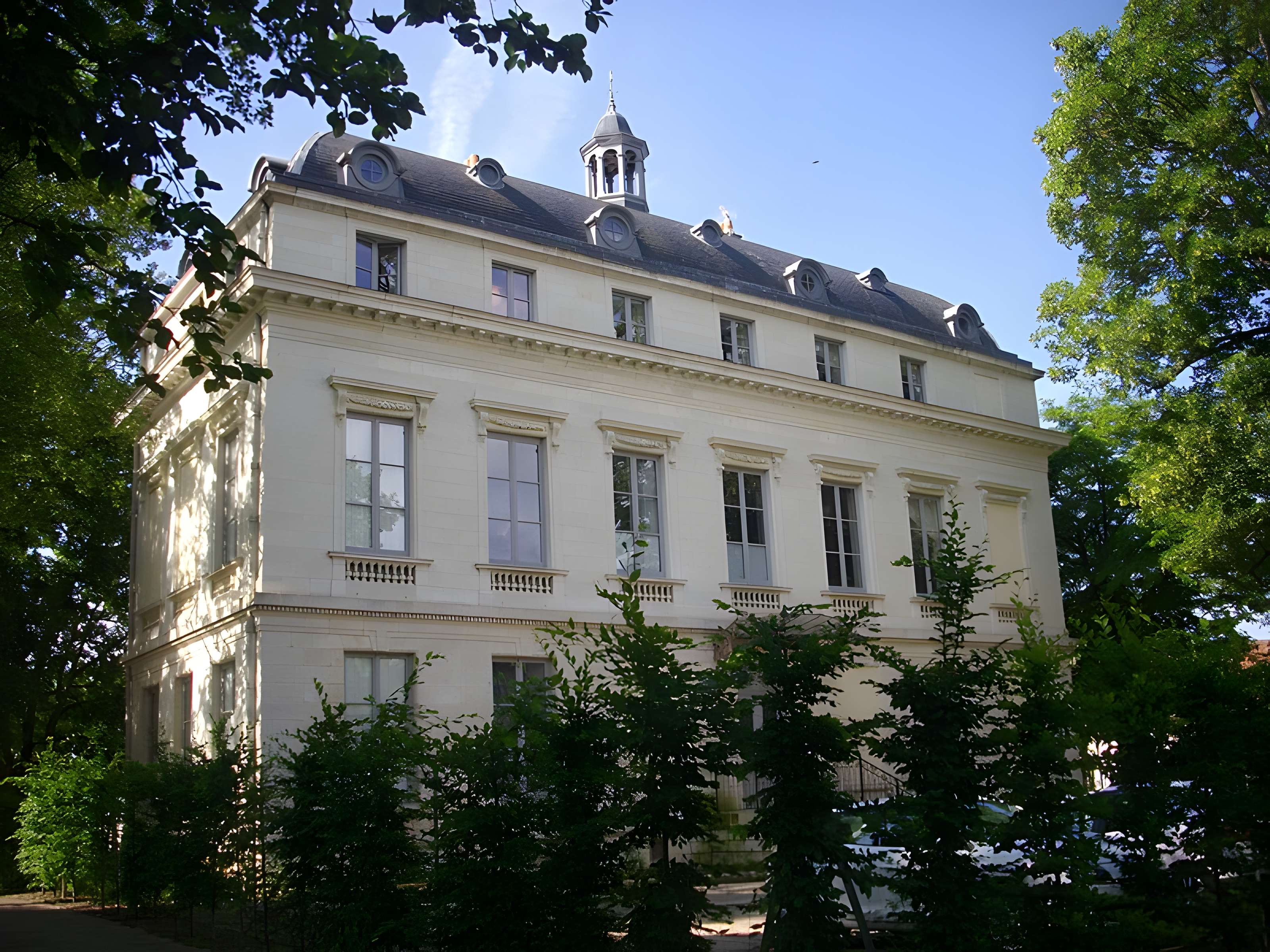 Hôtel de la Motte-Sanguin à Orléans