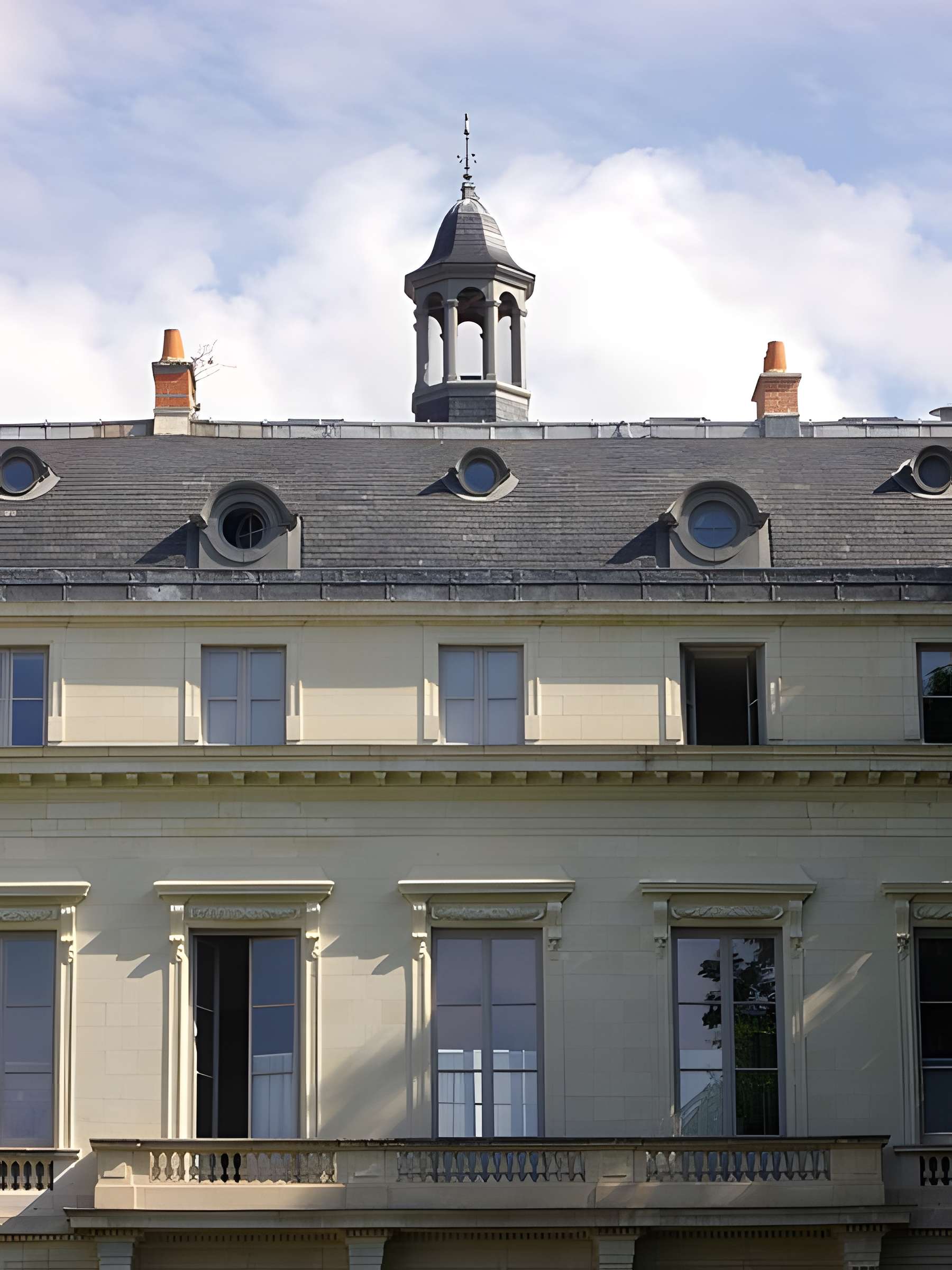 Hôtel de la Motte-Sanguin à Orléans