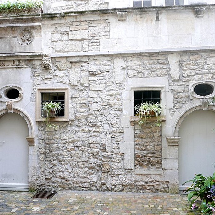 Photo de Hôtel de lAcadémie à Nîmes