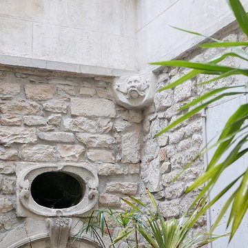 Hôtel de lAcadémie à Nîmes