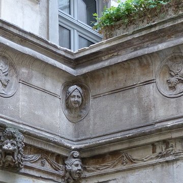 Hôtel de lAcadémie à Nîmes
