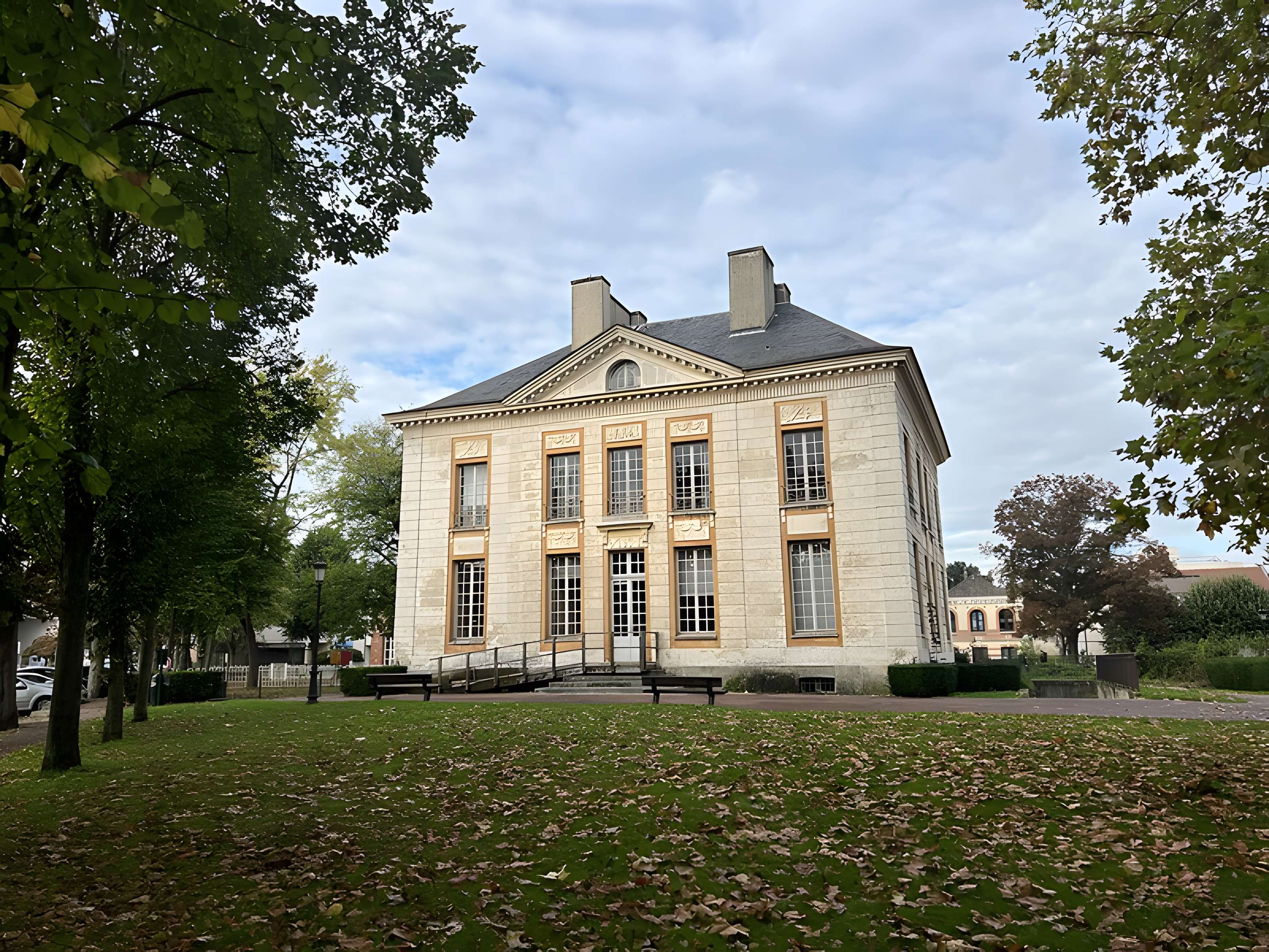 Hôtel de Mézières à Eaubonne