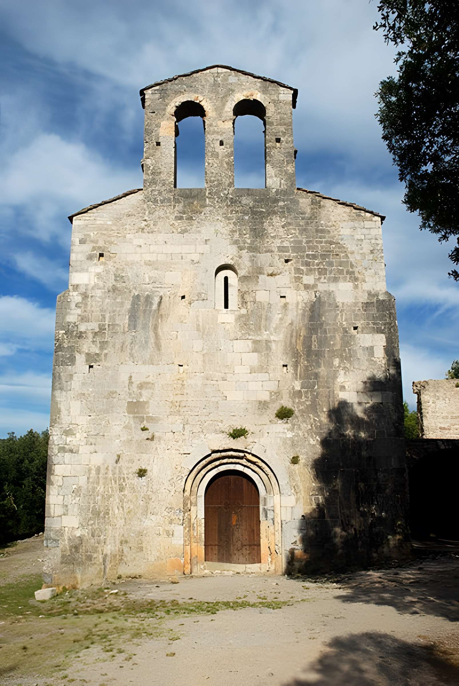 Chapelle Saint-Étienne d'Issensac de Brissac 