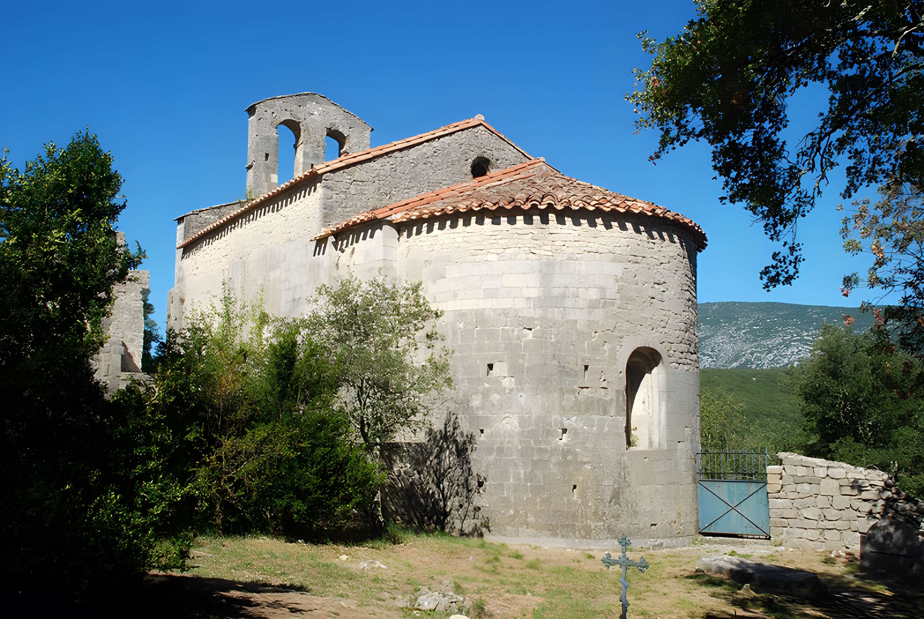 Chapelle Saint-Étienne d'Issensac de Brissac