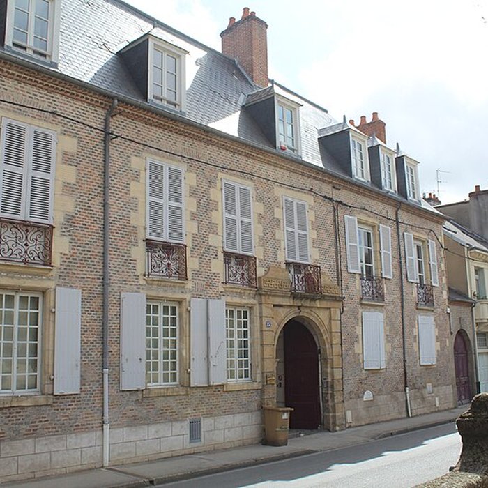 Photo de Hôtel de Montlaur à Moulins
