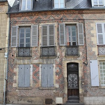 Hôtel de Montlaur à Moulins