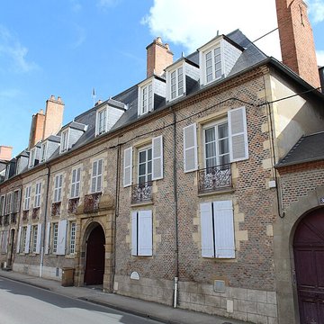 Hôtel de Montlaur à Moulins