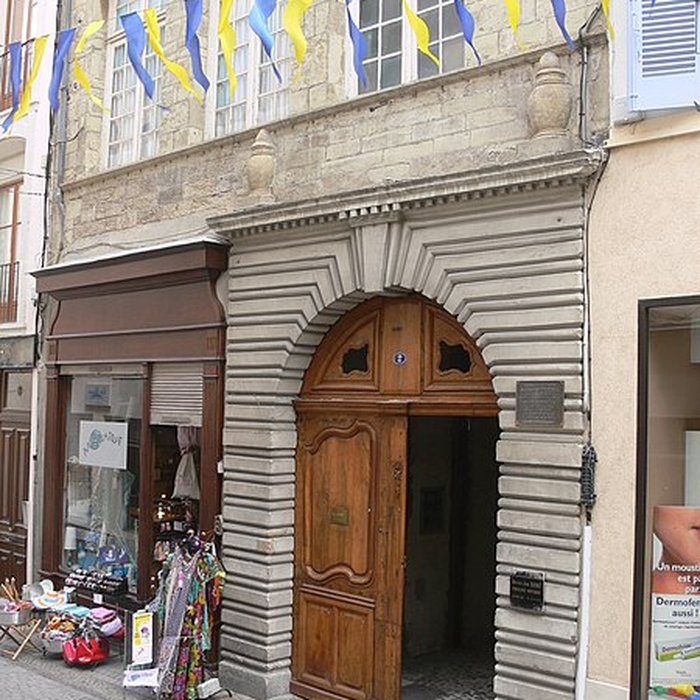 Photo de Hôtel de Pluvinel à Crest