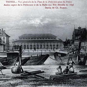 Hôtel de préfecture de lAube à Troyes