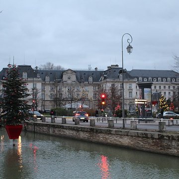 Hôtel de préfecture de lAube à Troyes