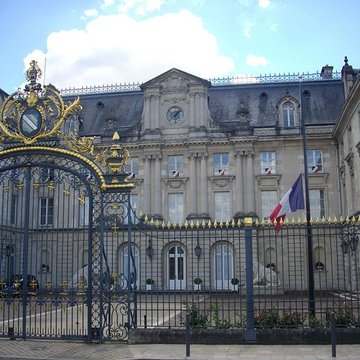 Hôtel de préfecture de lAube à Troyes