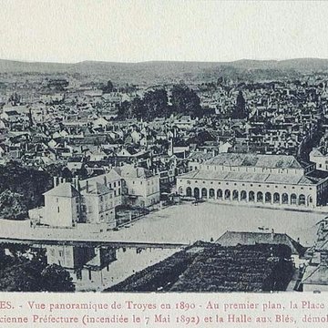 Hôtel de préfecture de lAube à Troyes