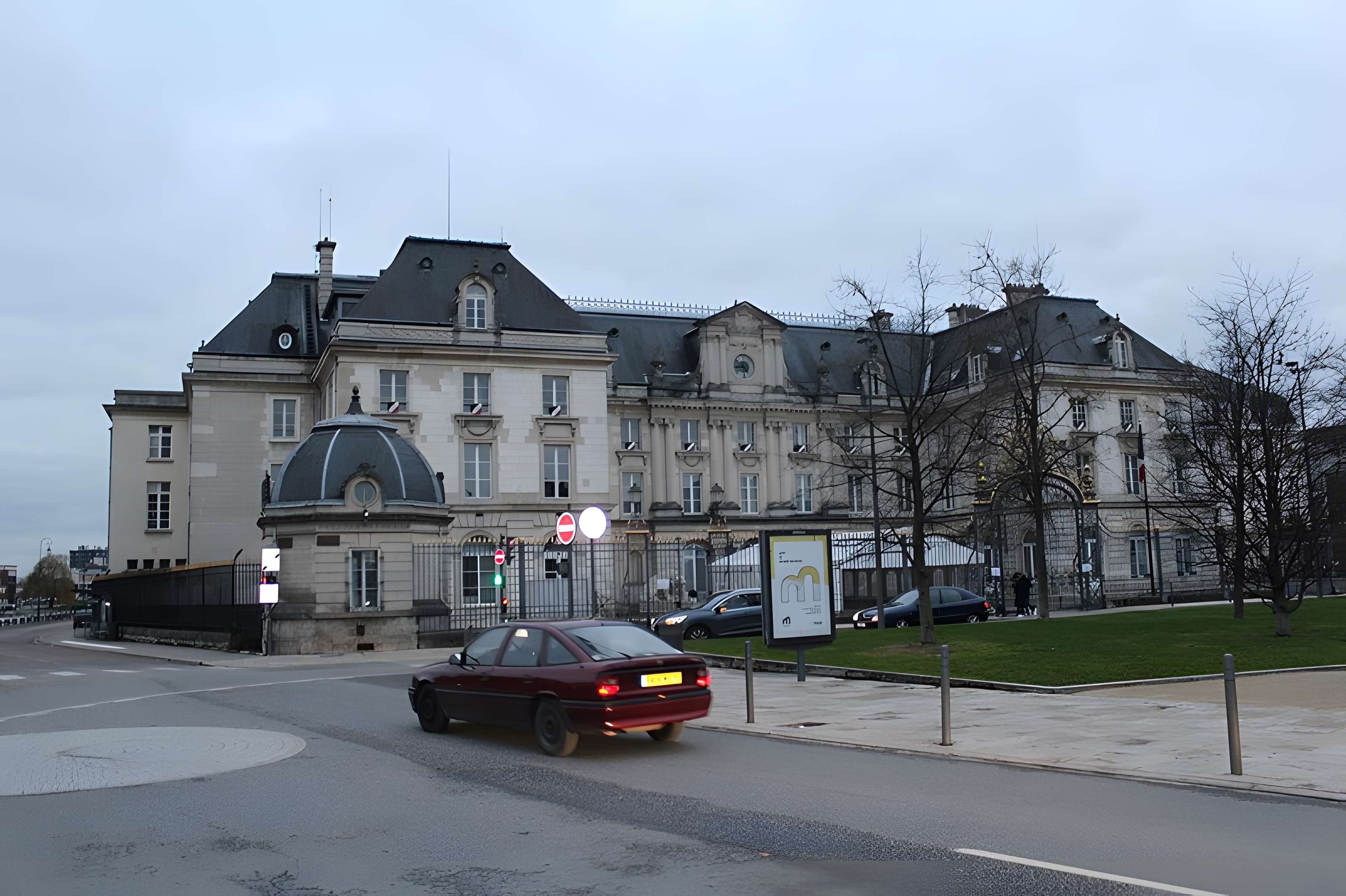 Hôtel de préfecture de l'Aube à Troyes