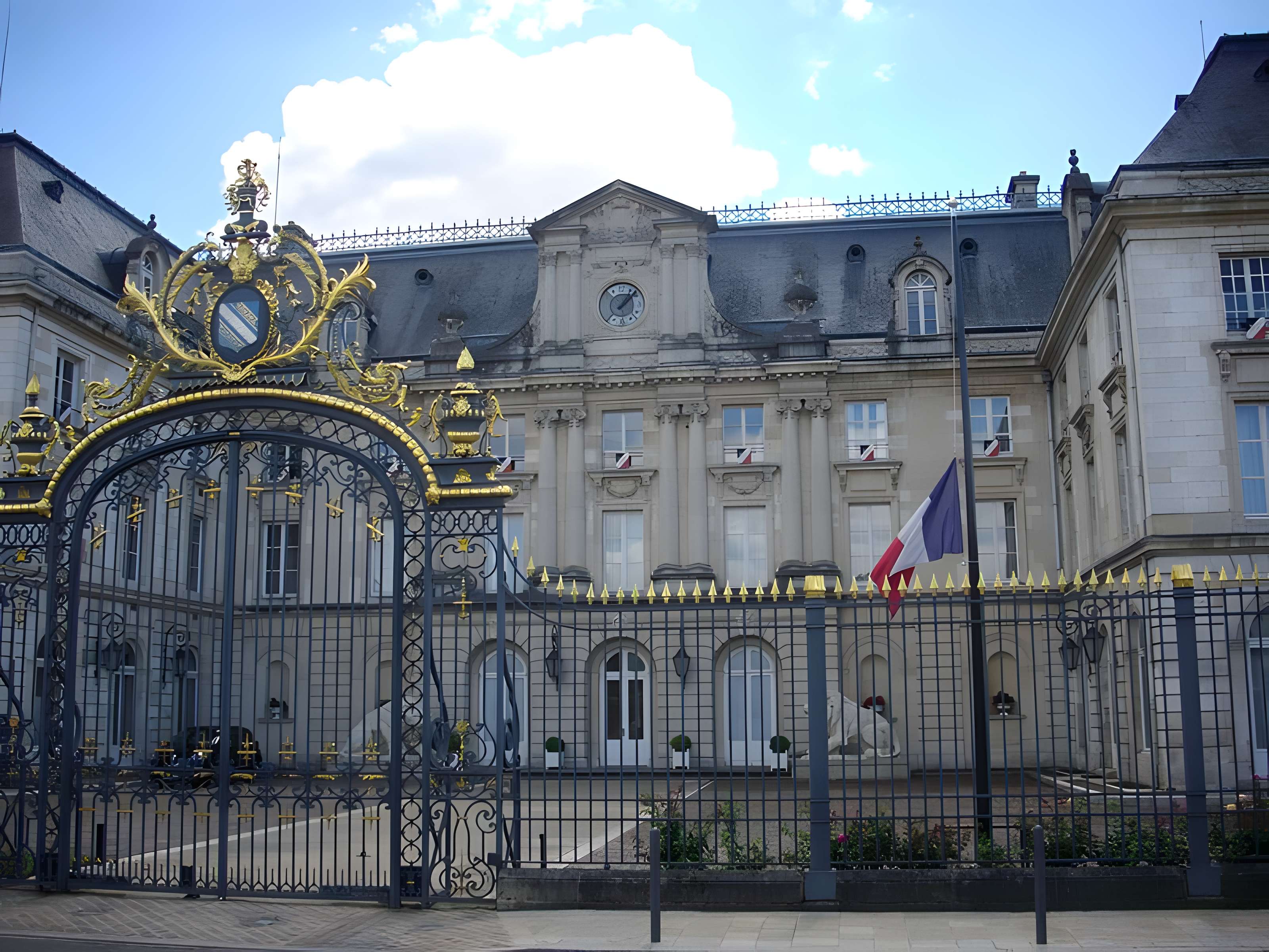 Hôtel de préfecture de l'Aube à Troyes
