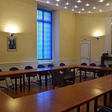 Hôtel de préfecture de lOise à Beauvais