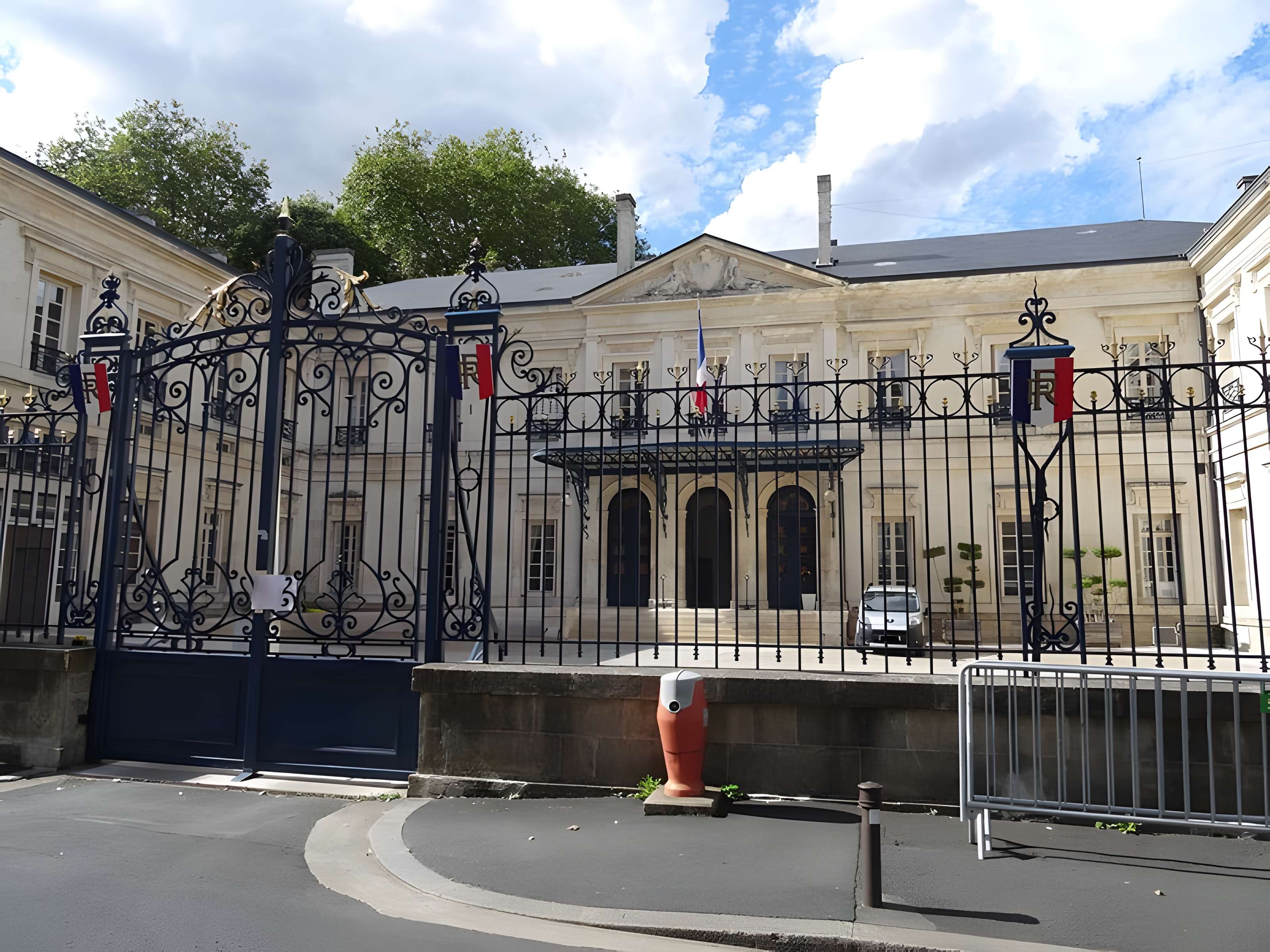 Hôtel de préfecture à Niort 