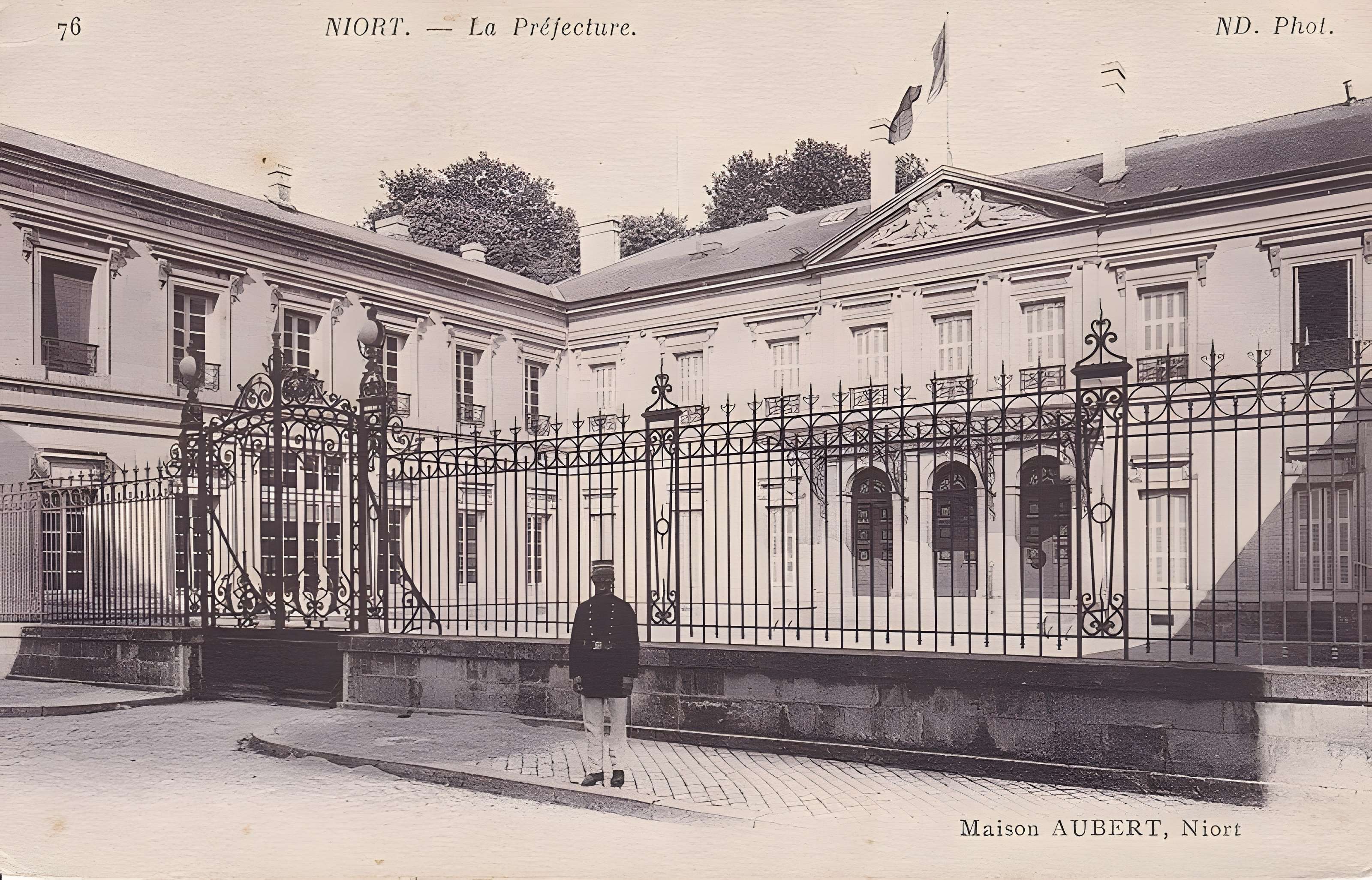 Hôtel de préfecture à Niort