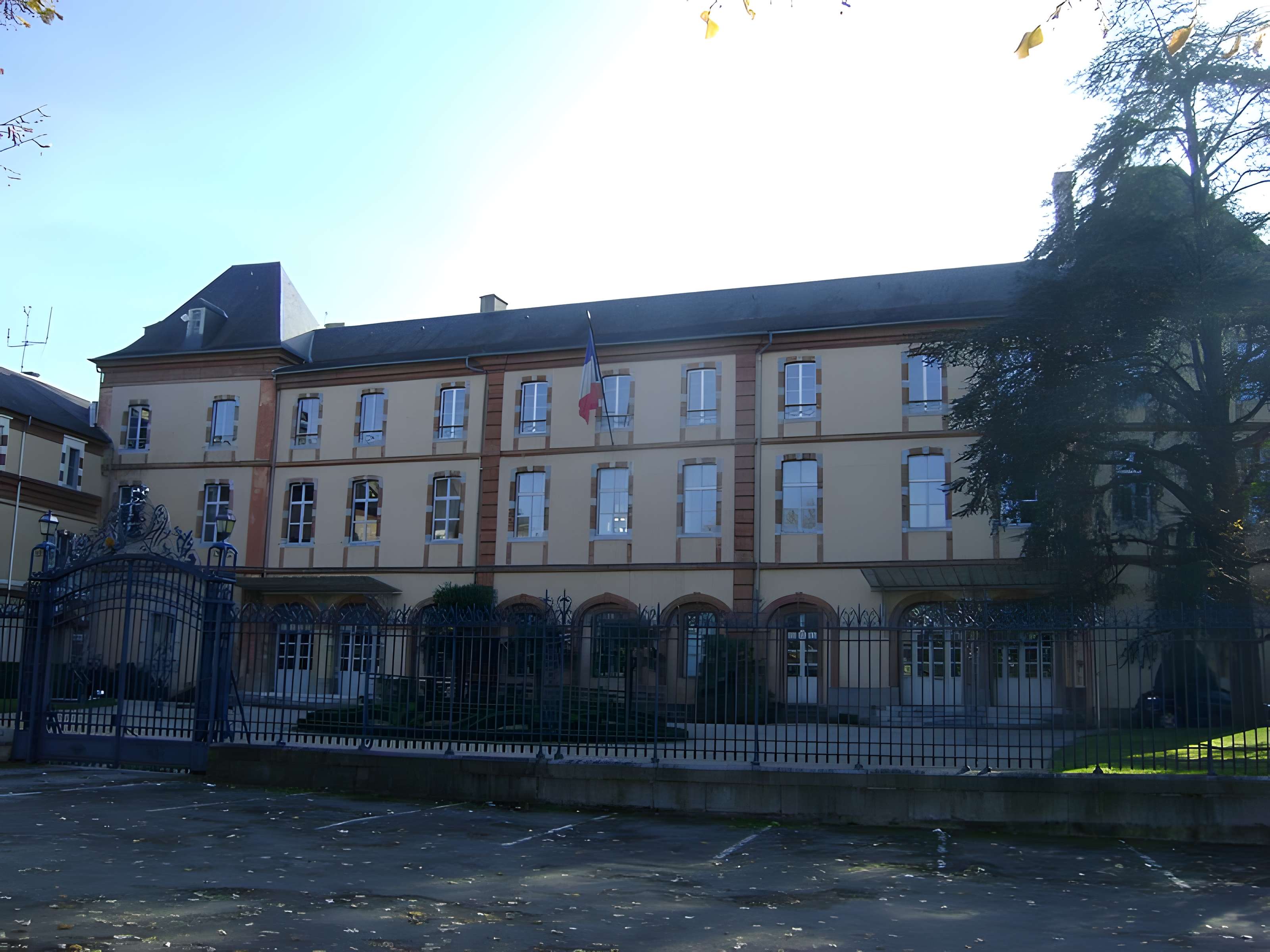 Hôtel de préfecture à Tarbes 
