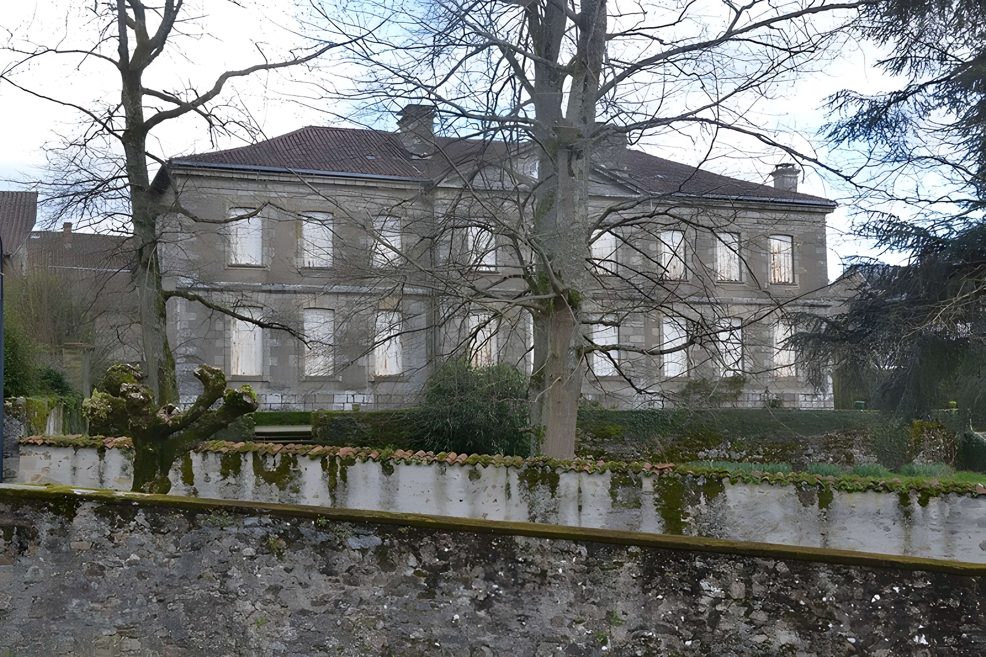 Hôtel de Rigoulêne à Saint-Léonard-de-Noblat 