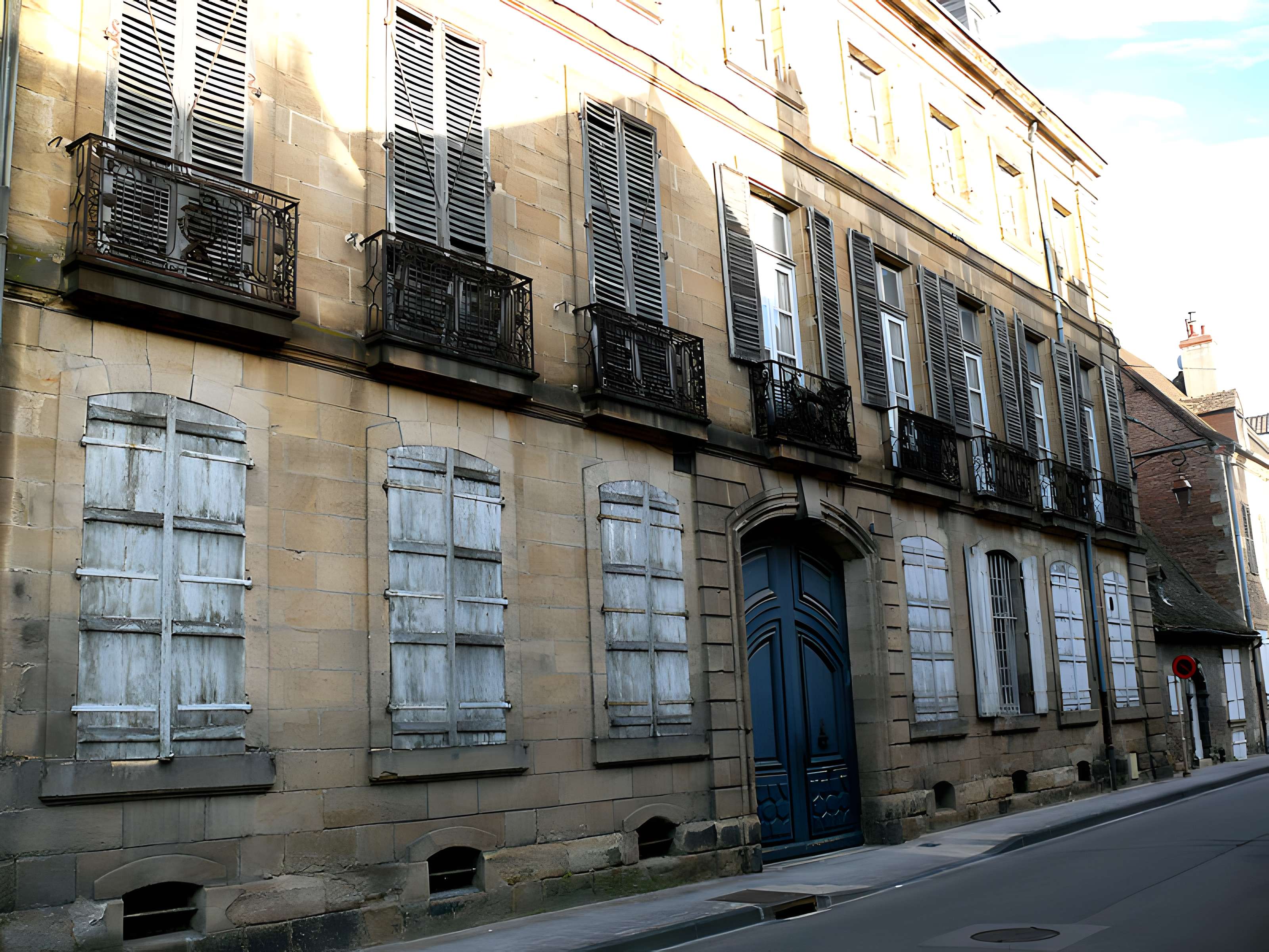 Hôtel de Rougé à Moulins