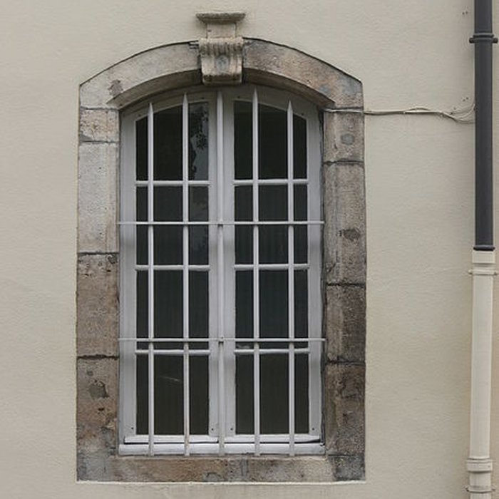 Photo de Hôtel de Sagey dArros à Ornans