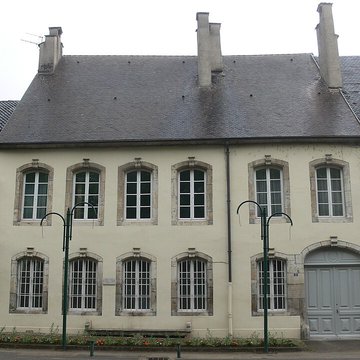 Hôtel de Sagey dArros à Ornans