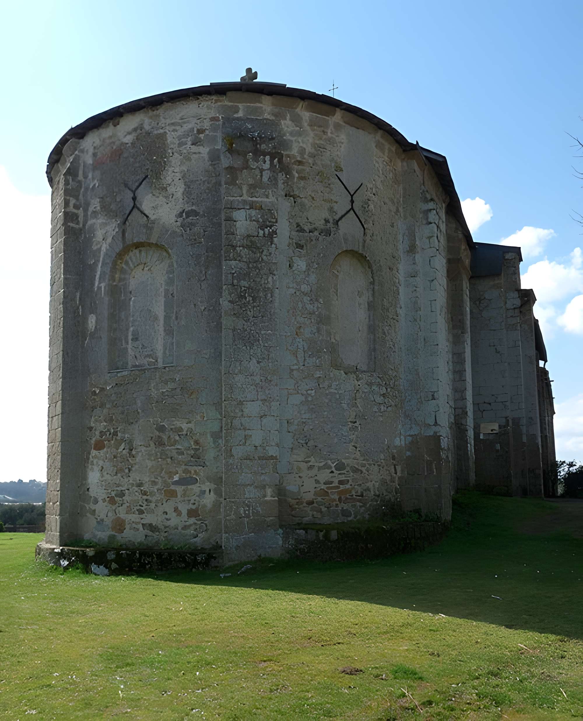 Chapelle Saint-Jean de Montfaucon-Montigné