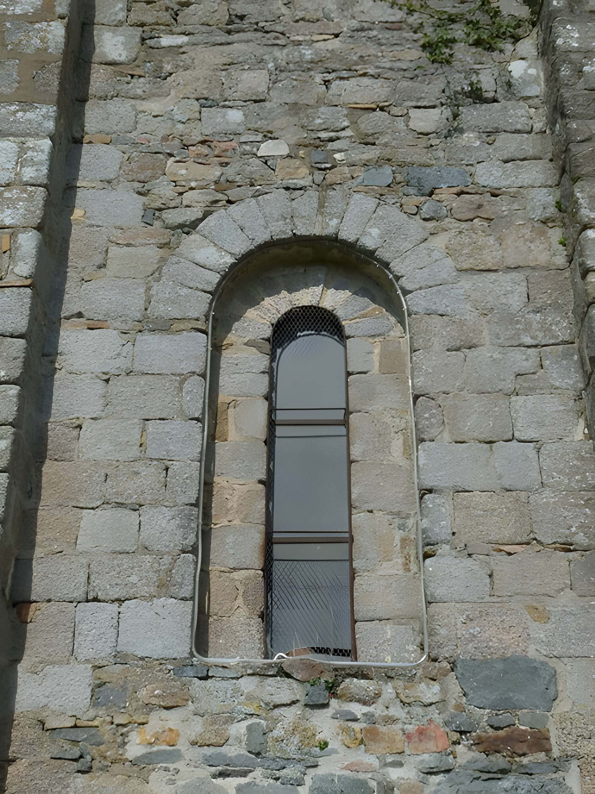 Chapelle Saint-Jean de Montfaucon-Montigné