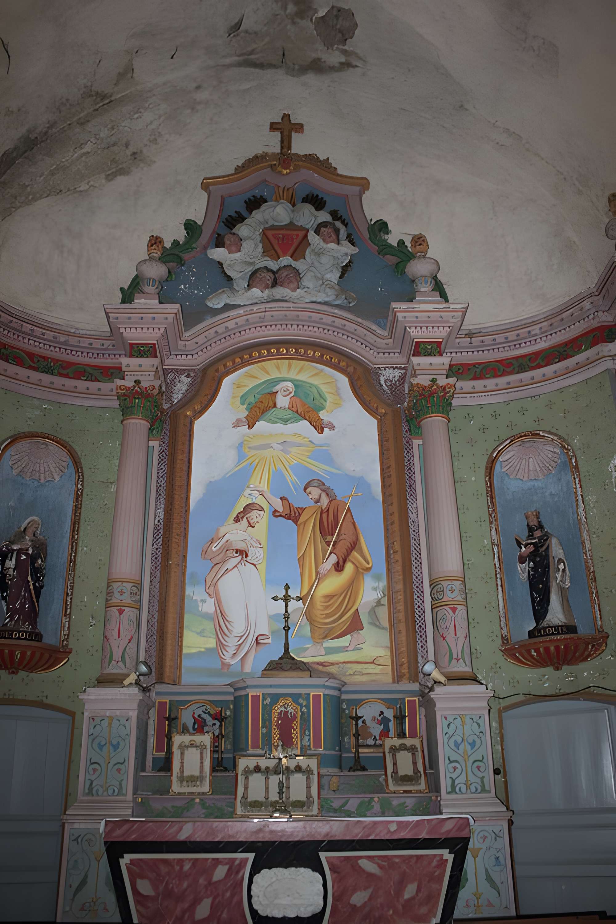 Chapelle Saint-Jean de Montfaucon-Montigné