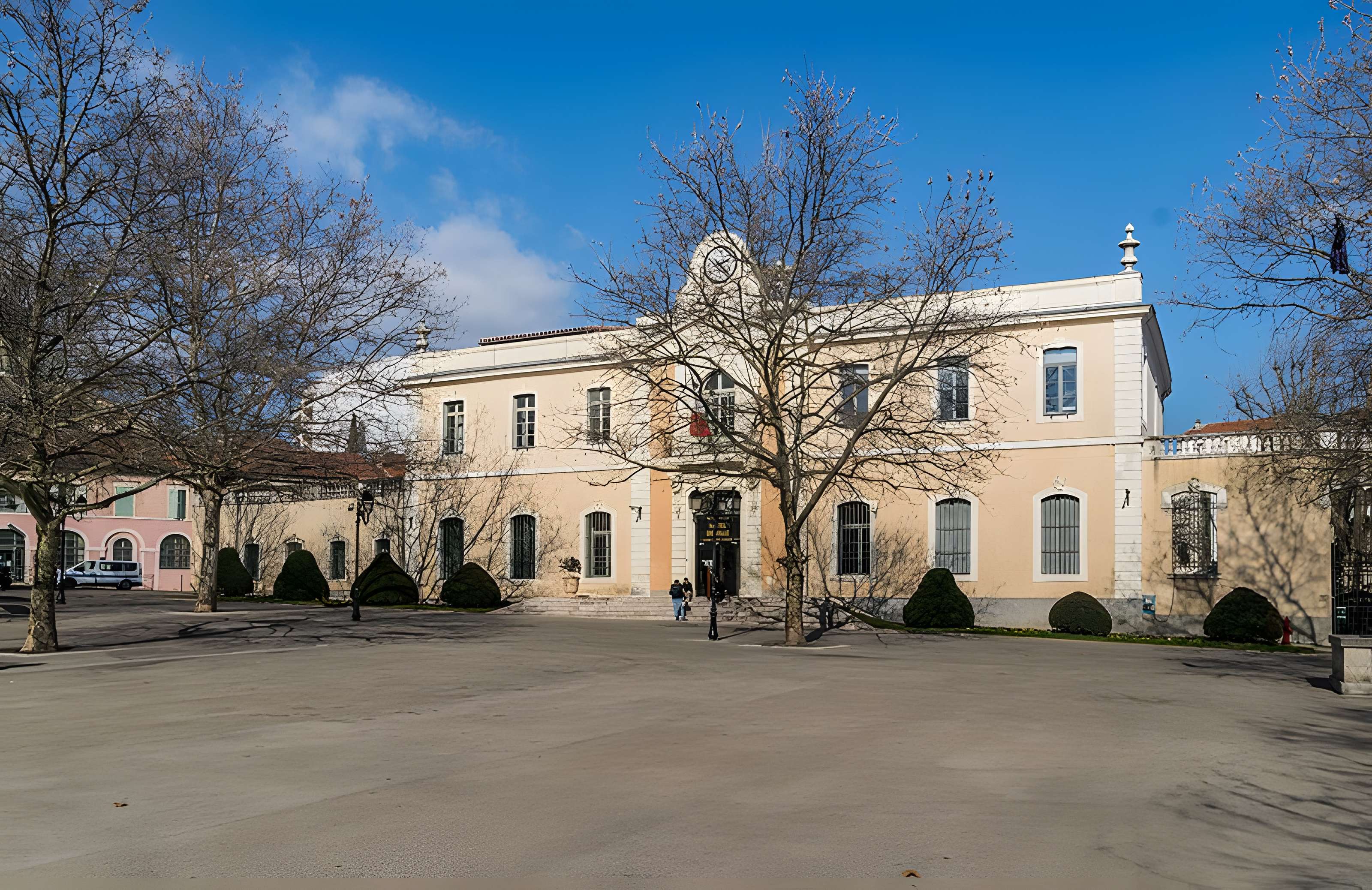 Hôtel de ville d'Alès