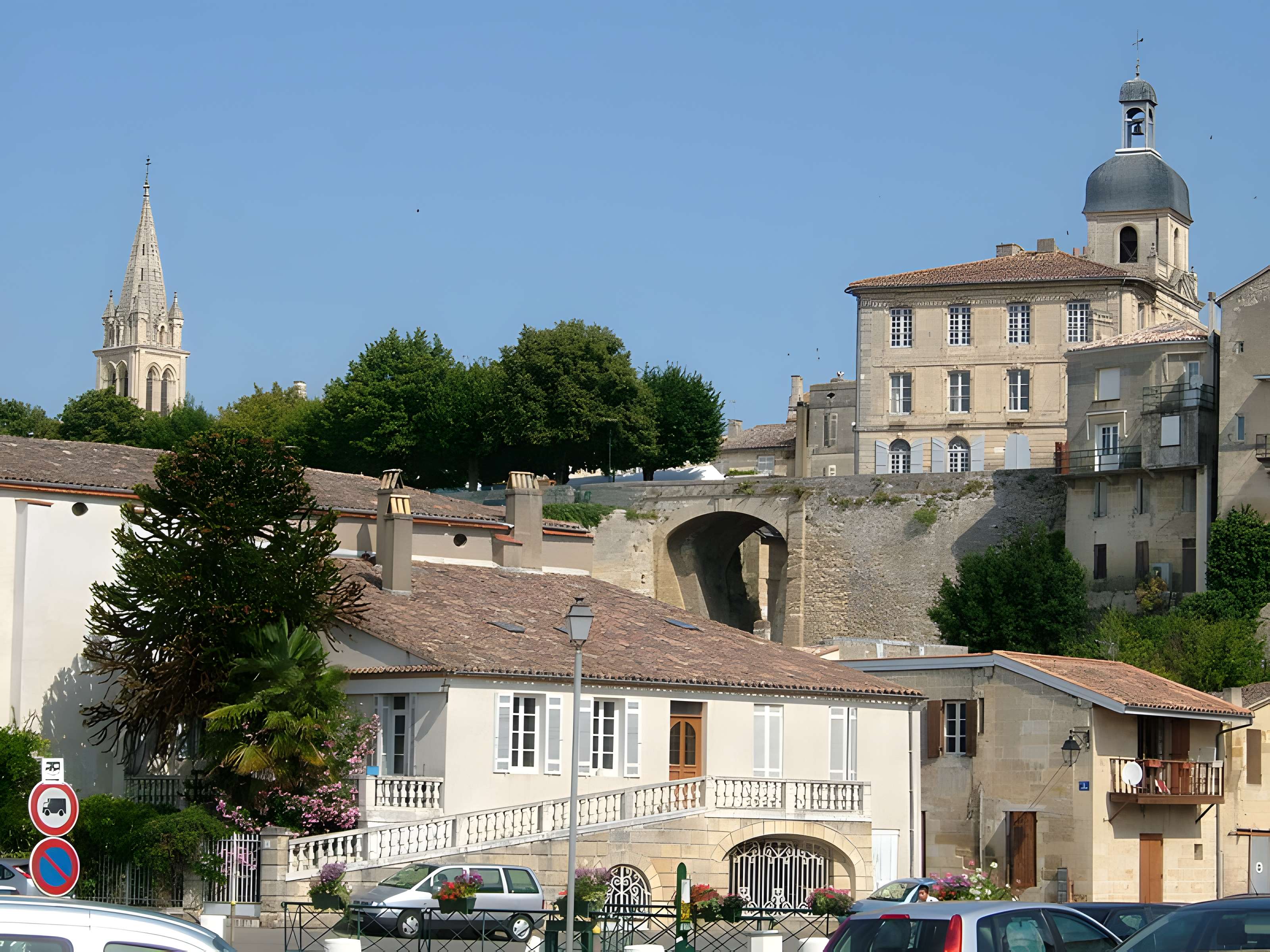 Hôtel de ville de Bourg