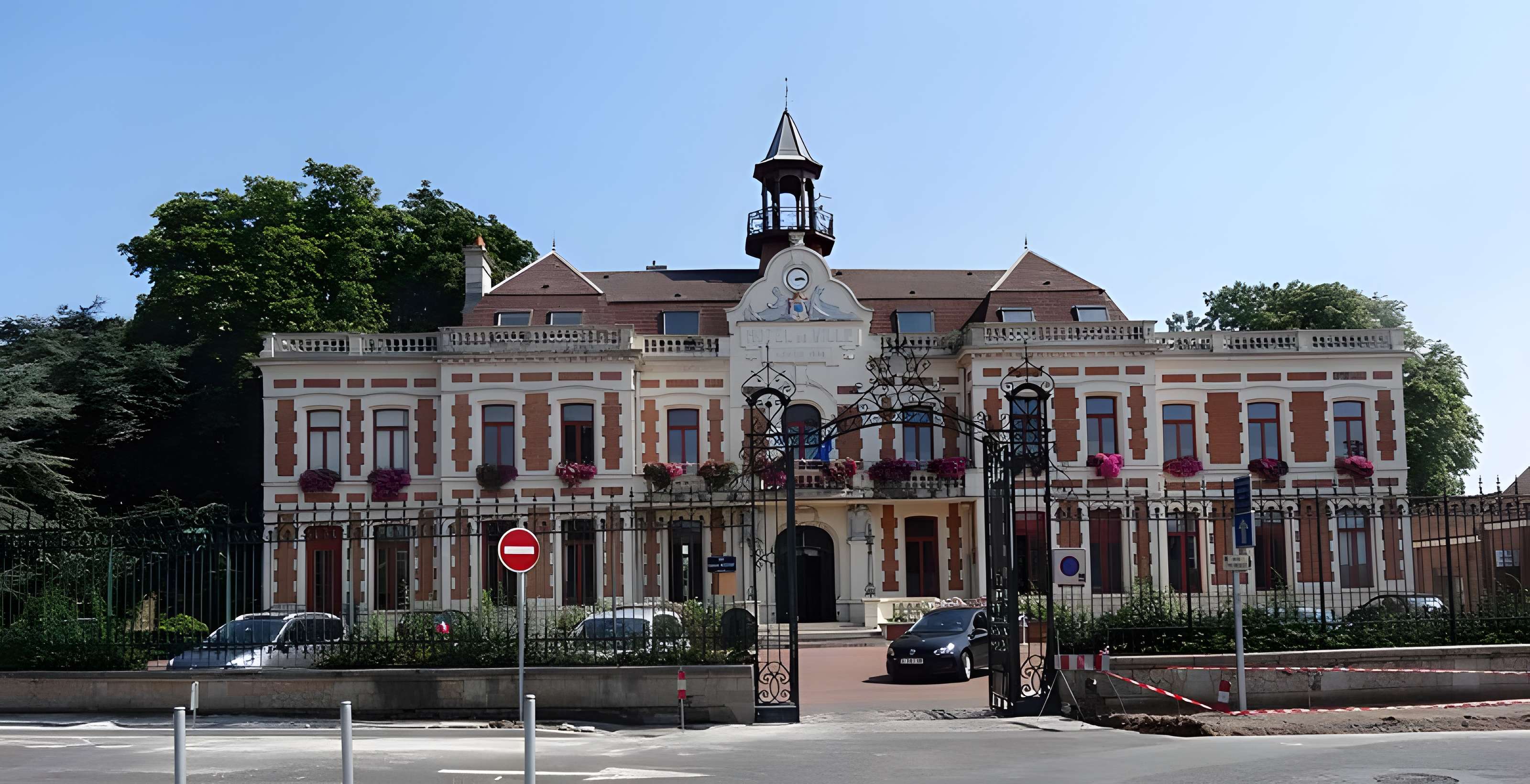 Hôtel de ville de Carvin
