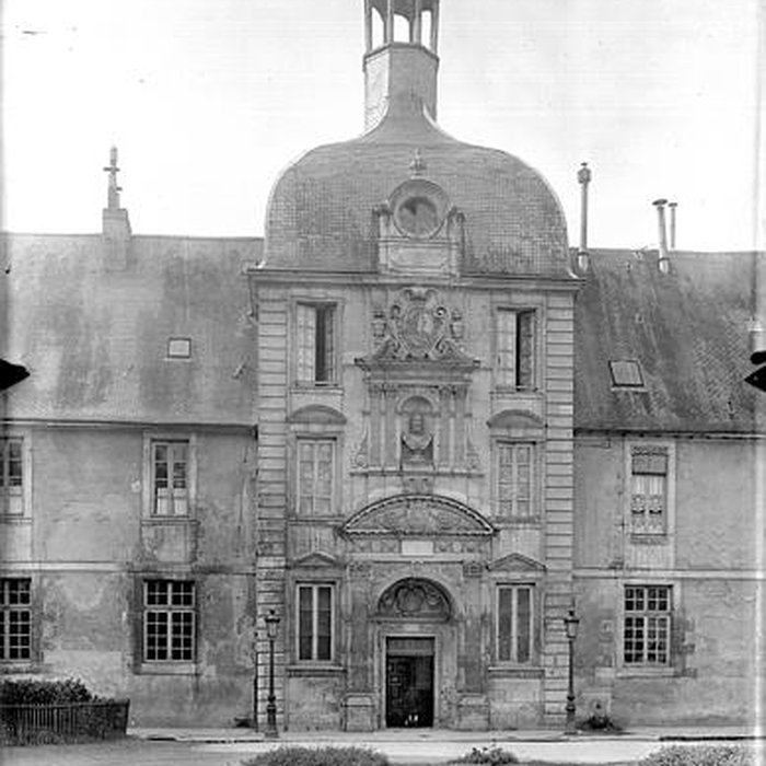 Photo de Chapelle Saint-Louis de Poitiers