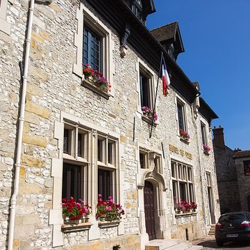 Ancienne maison Clément, actuellement hôtel de ville