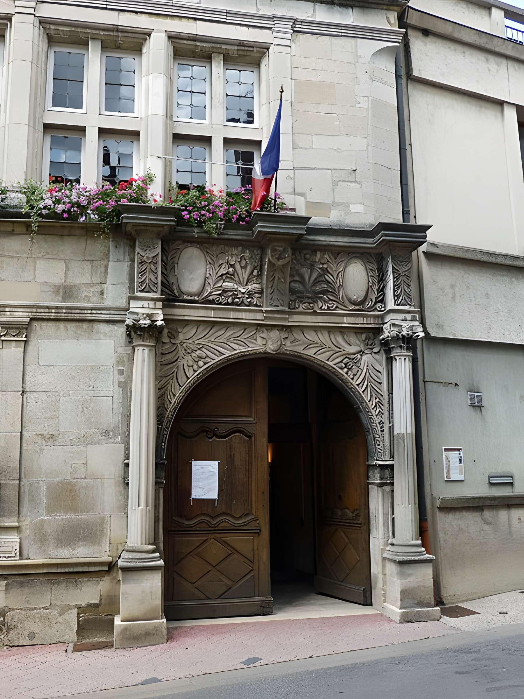 Hôtel de ville de Neufchâteau 