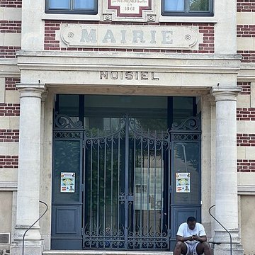 Hôtel de ville de Noisiel