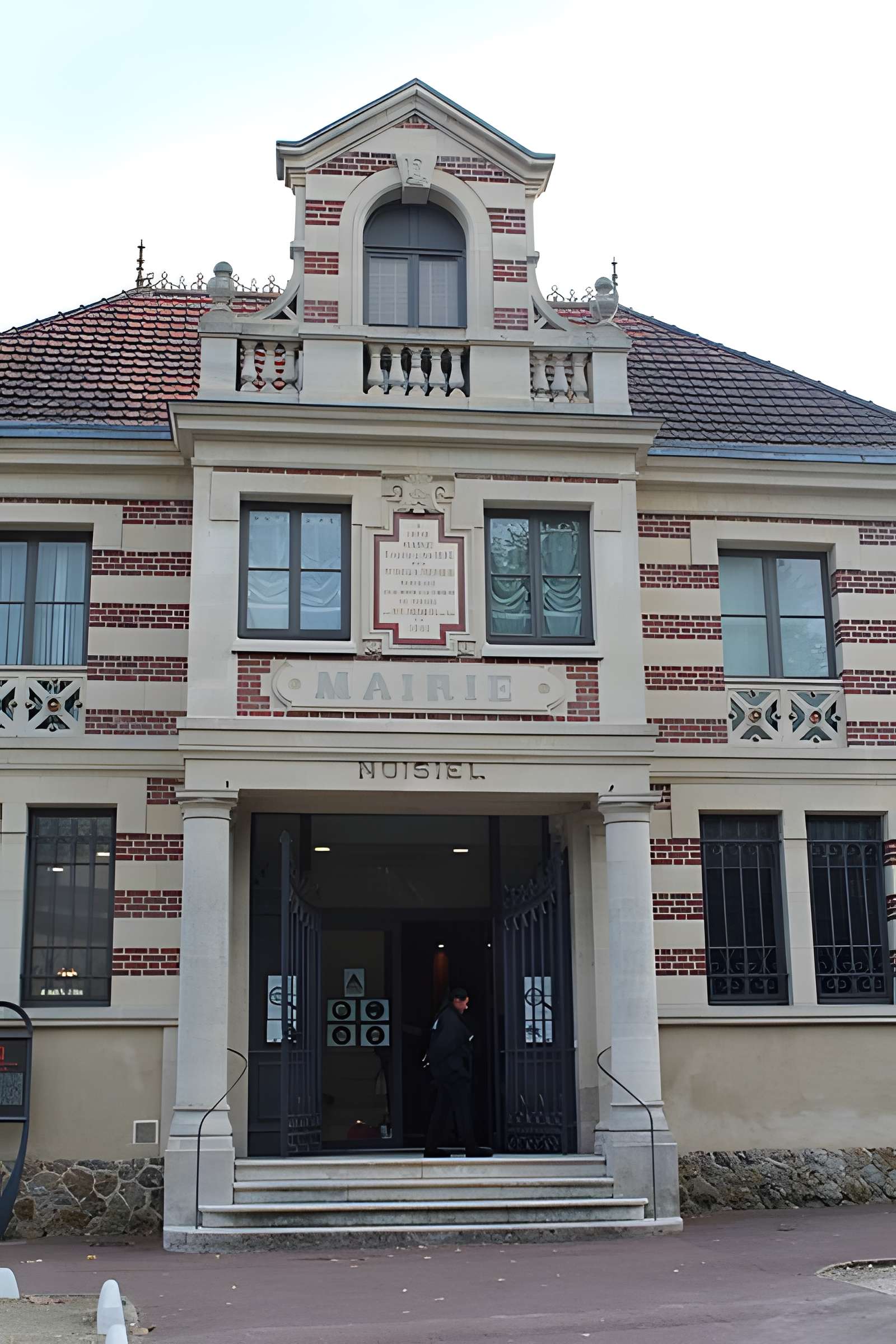 Hôtel de ville de Noisiel