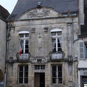 Hôtel de ville de Noyers-sur-Serein