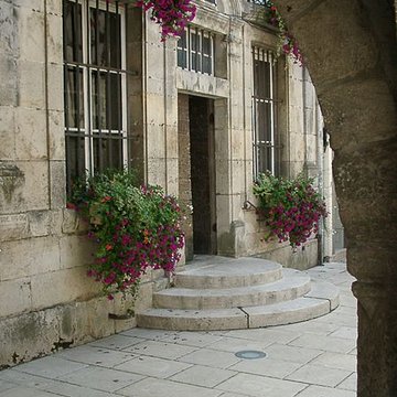 Hôtel de ville de Noyers-sur-Serein
