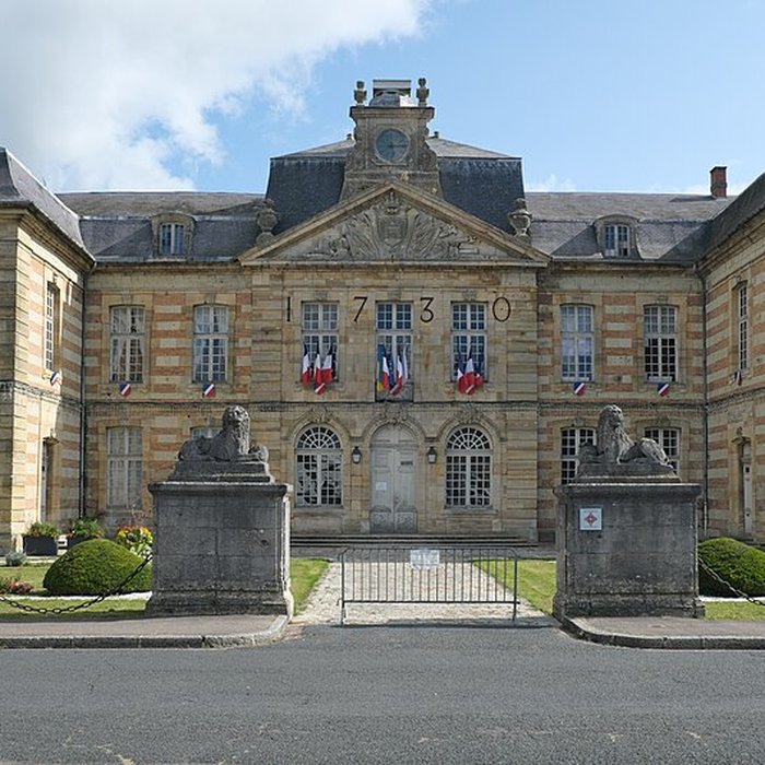 Photo de Hôtel de ville de Sainte-Menehould
