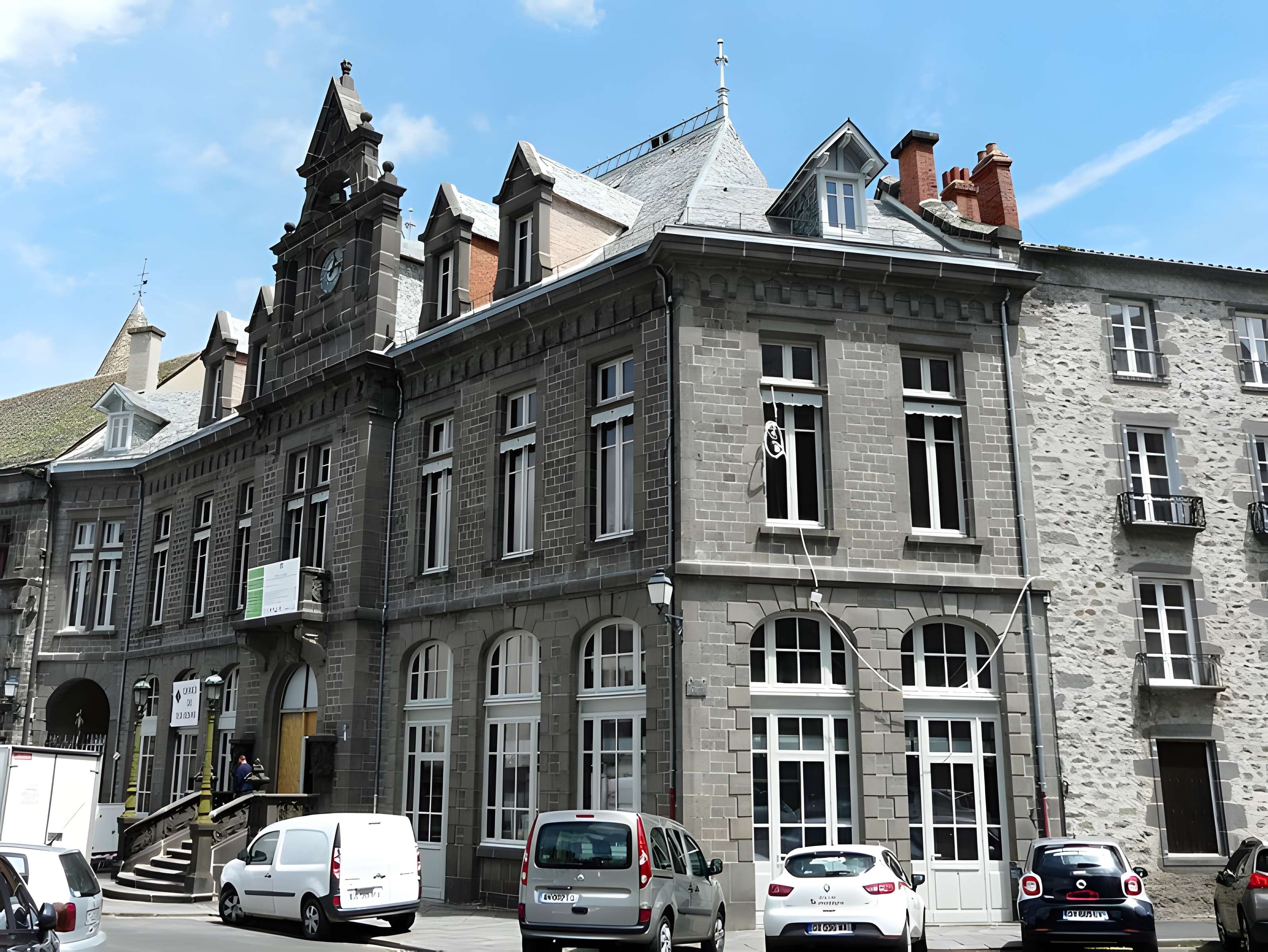 Hôtel de ville de Saint-Flour