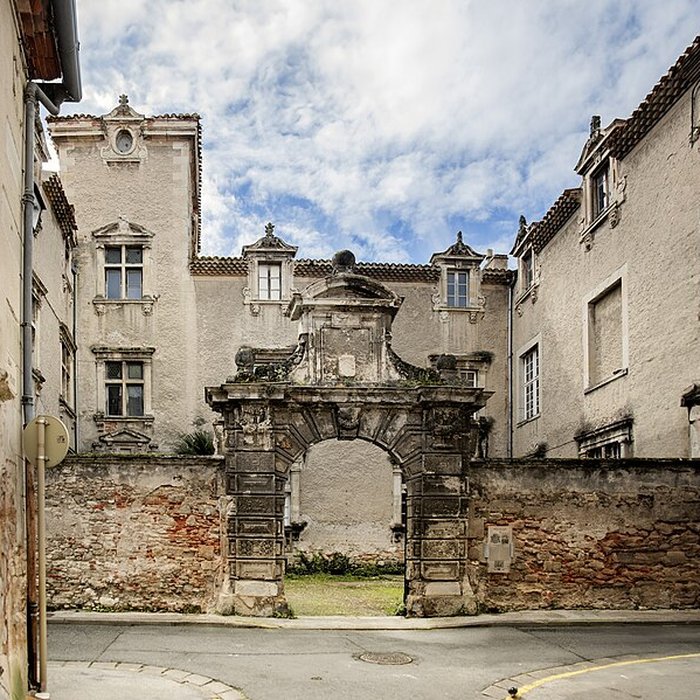 Photo de Hôtel de Viviès à Castres