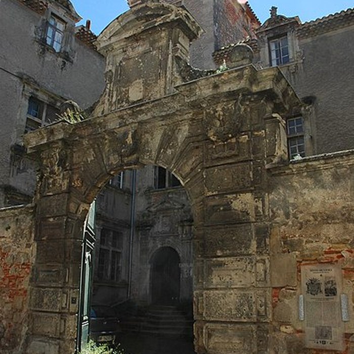 Photo de Hôtel de Viviès à Castres
