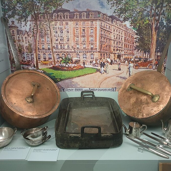 Photo de Hôtel des Ambassadeurs à Vichy