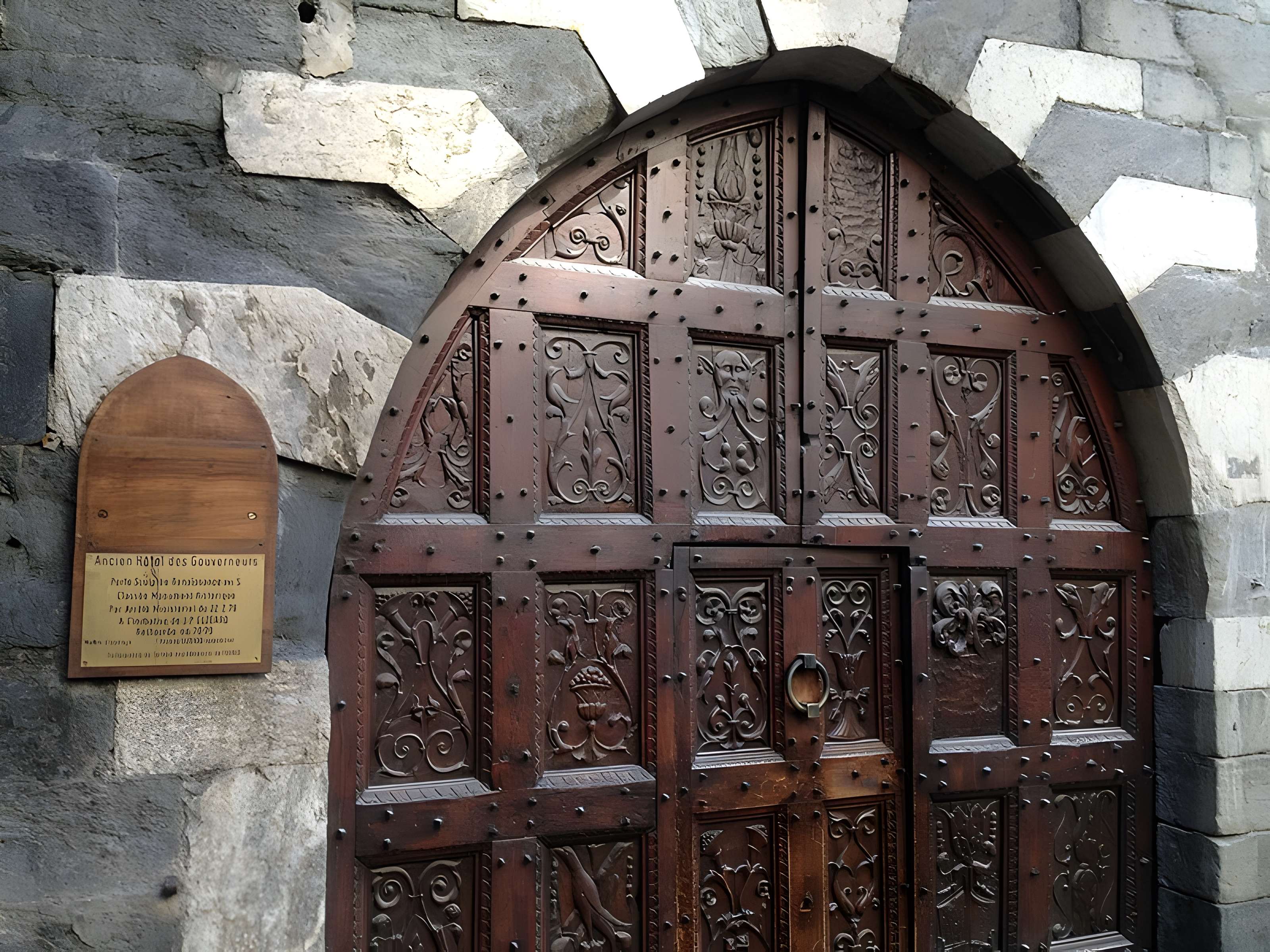 Hôtel des Gouverneurs à Embrun