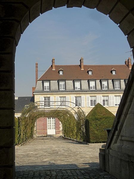 Photo de Hôtel des Relations extérieures de Compiègne
