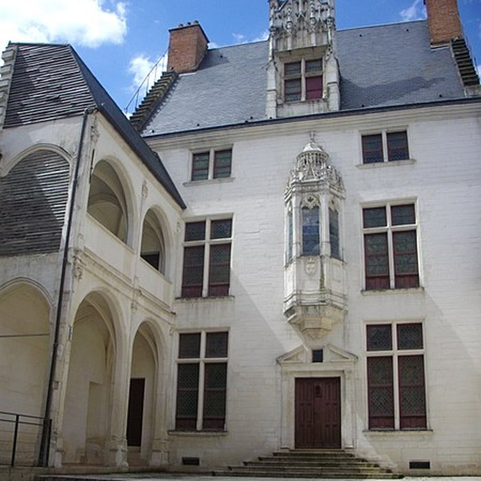 Photo de Hôtel des Ursins à Troyes