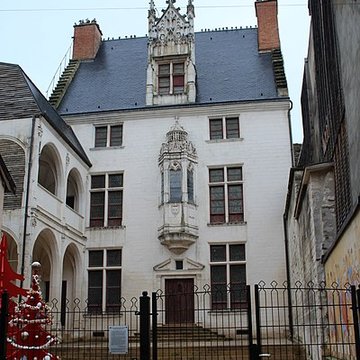 Hôtel des Ursins à Troyes